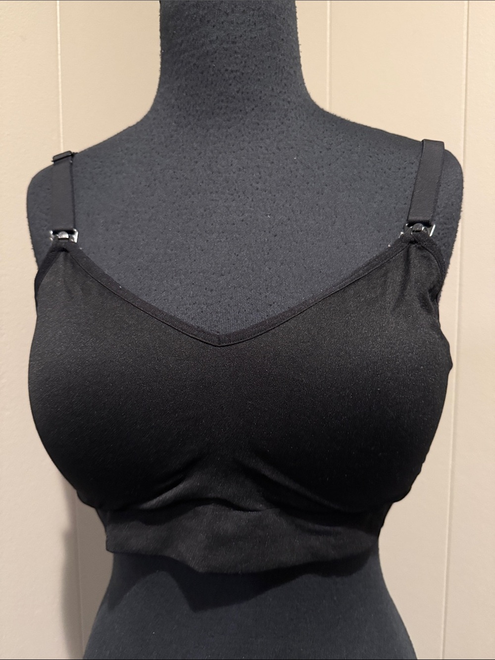 E Auden Women’s Medium Stretch Nursing Lightly Lined Seem-less MaternityBra